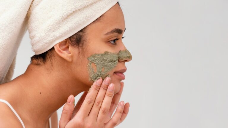 Aztec Secret Indian Healing Clay: The Ultimate Solution For Oily Skin